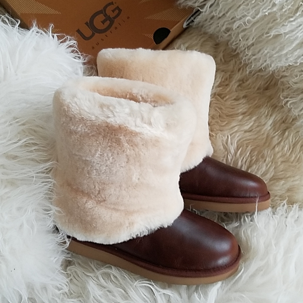 UGG Women's Boots 1008823 Patten (Chestnut) Size 7